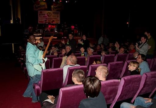 Lucky Peterson8